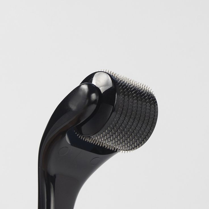 GLORAS Derma Roller 0.5 mm – 540 Aiguilles en Titane